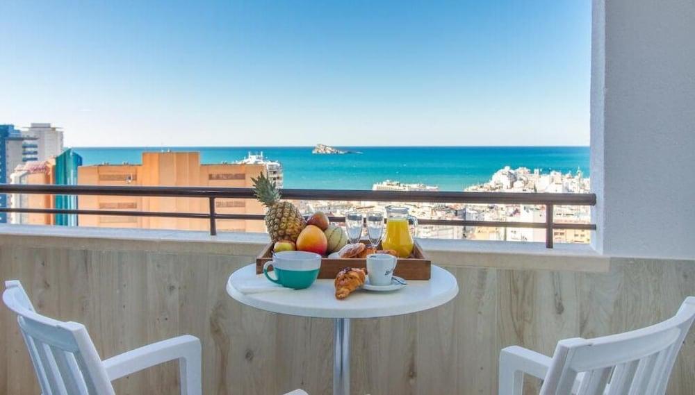 Apartamentos La Era Park Бенідорм Екстер'єр фото